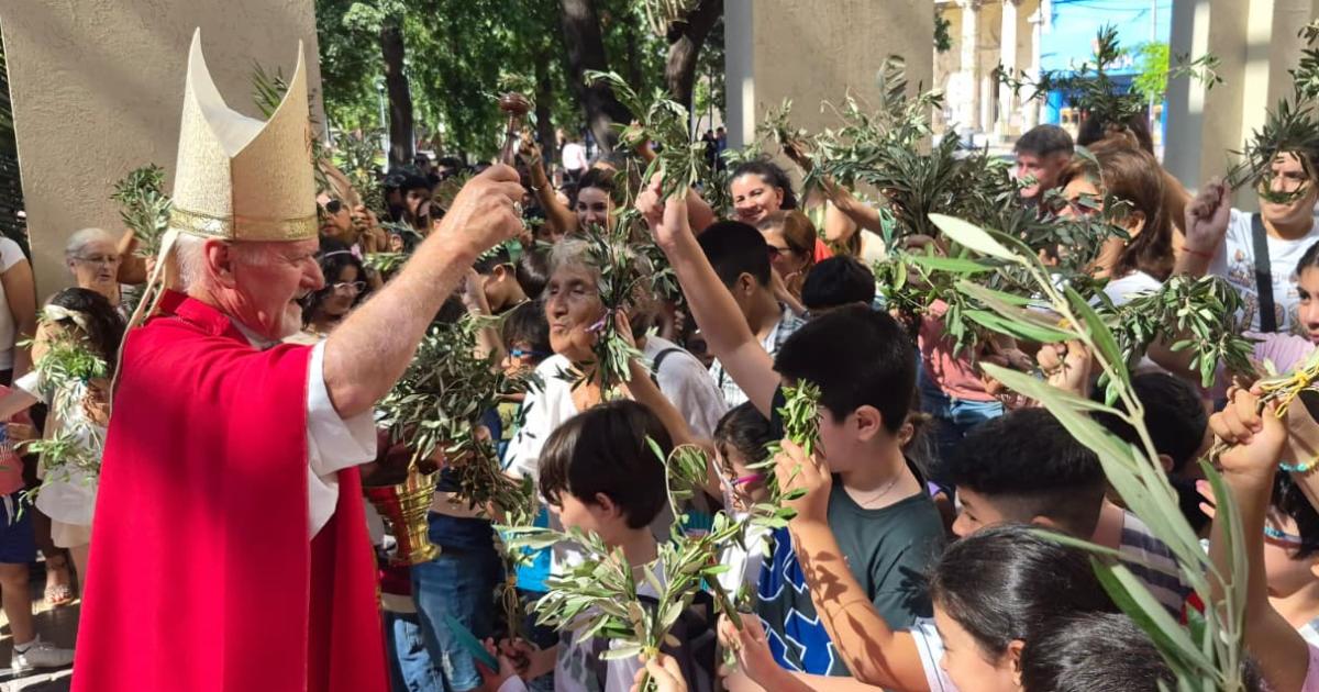 Domingo de Ramos- Bokalic pidioacute imitar a Jesuacutes que pasoacute siempre haciendo el bien