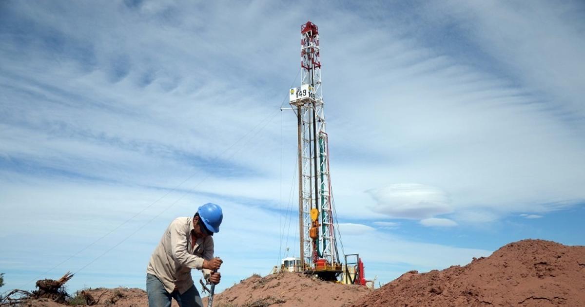 Analistas sentildealan que el crecimiento no llega a los barrios y que la economiacutea marcha en 2 velocidades