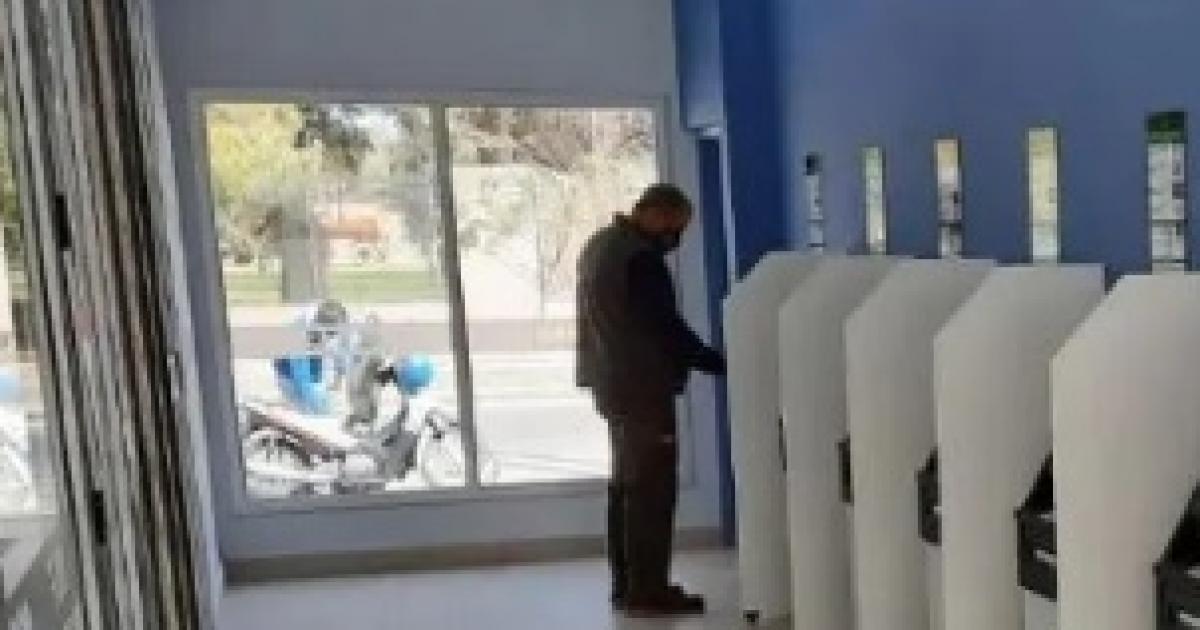 Hoy se inicia el pago de sueldos a la administracioacuten puacuteblica provincial