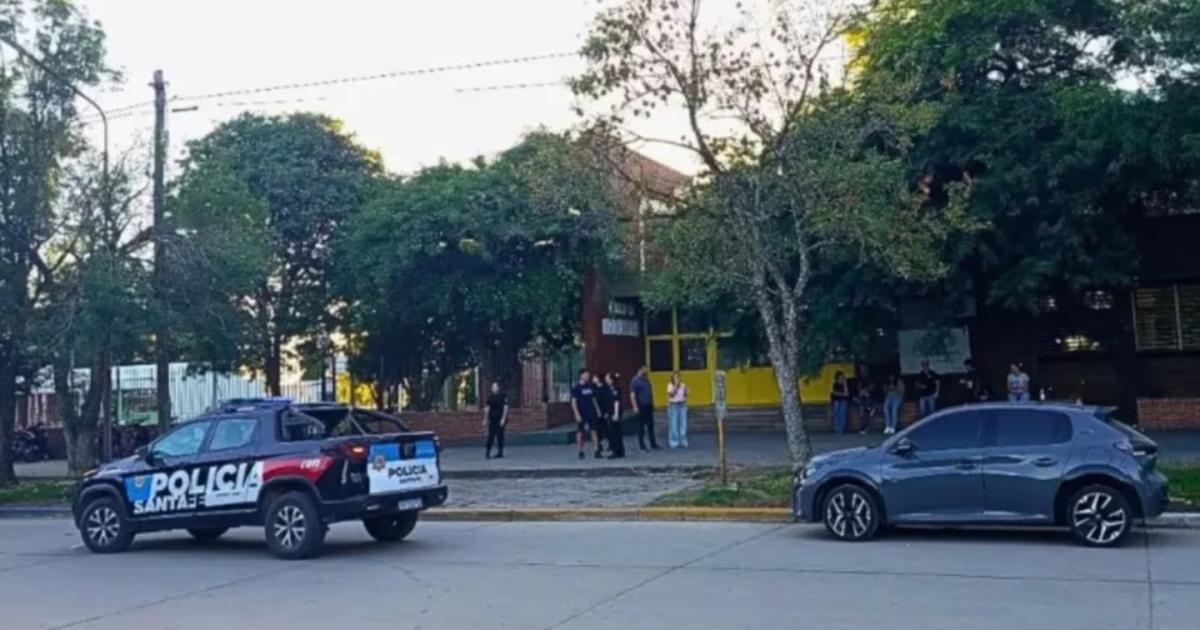Drama en un colegio de Santa Fe (Foto- gentileza Aire de Santa Fe)
