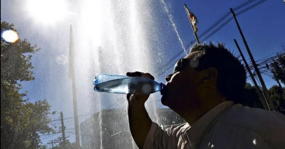 Bloqueo atmosfeacuterico y calor intenso- hasta cuaacutendo seguiraacuten las altas temperaturas