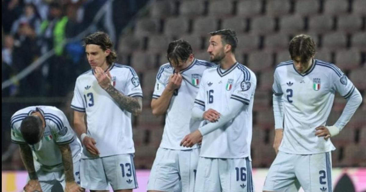 Eliminaron a Italia y otra vez se quedoacute sin Mundial