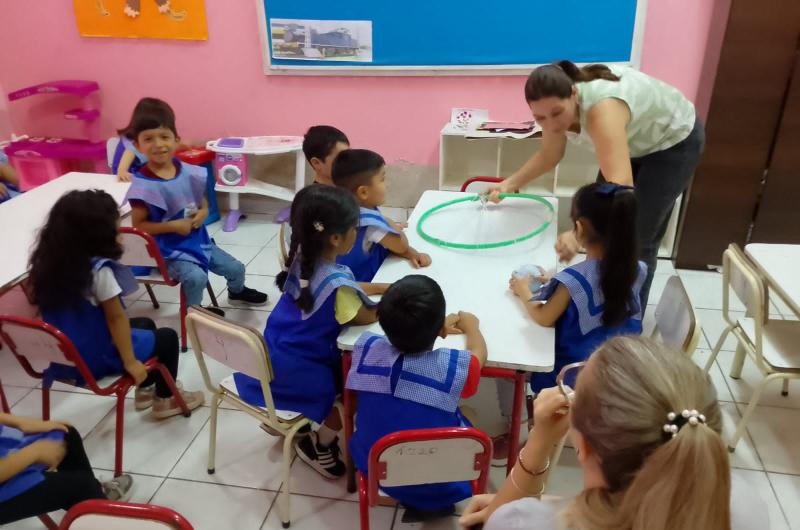 El Jardiacuten Nordm 10 participoacute de Jugando tambieacuten me cuido