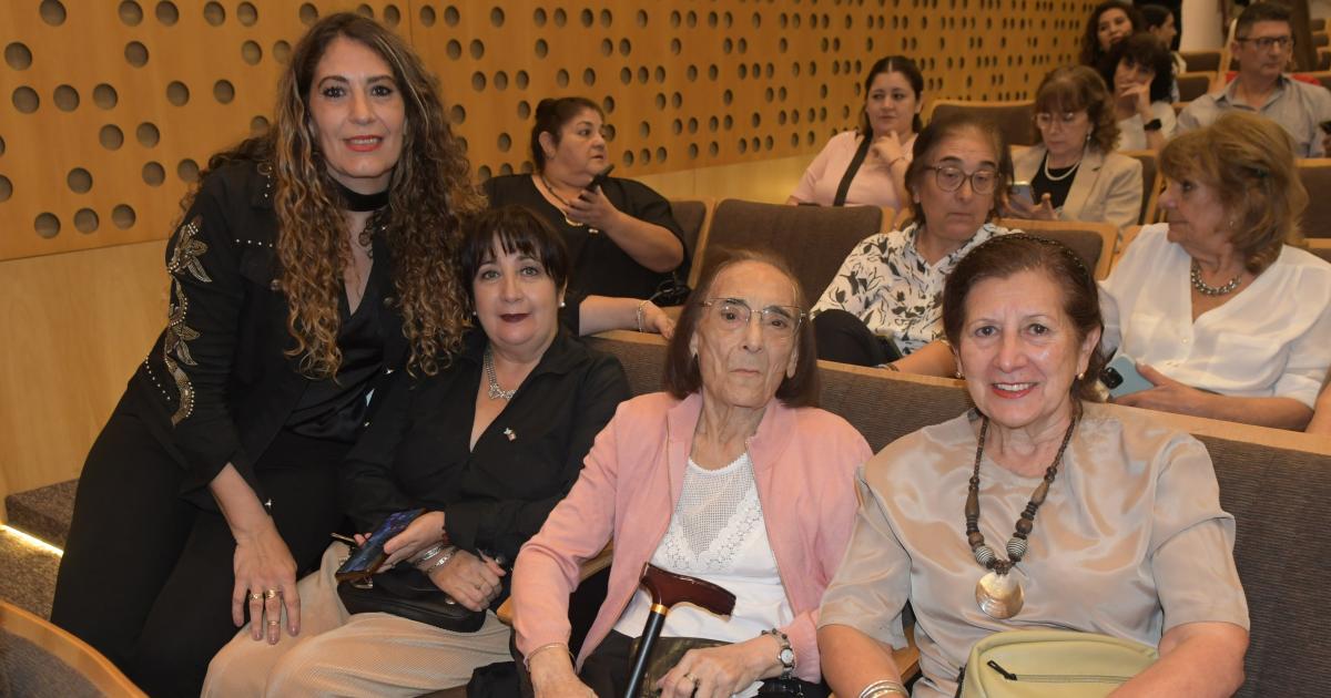 HOMENAJE A LA LIBANIDAD EN LA MUJER