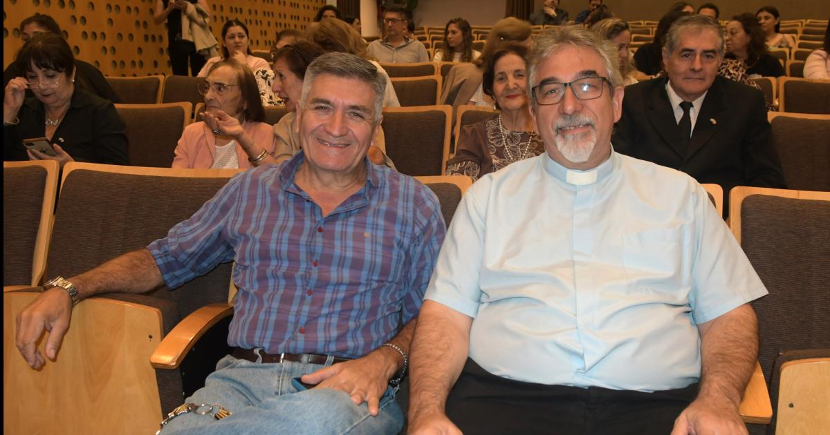 HOMENAJE A LA LIBANIDAD EN LA MUJER