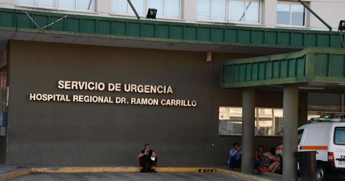 Hallan a una mujer inconsciente en plena viacutea puacuteblica y la trasladan de urgencia al hospital