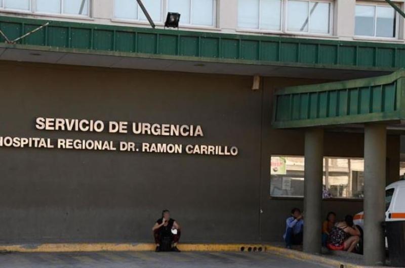 Hallan a una mujer inconsciente en plena viacutea puacuteblica y la trasladan de urgencia al hospital