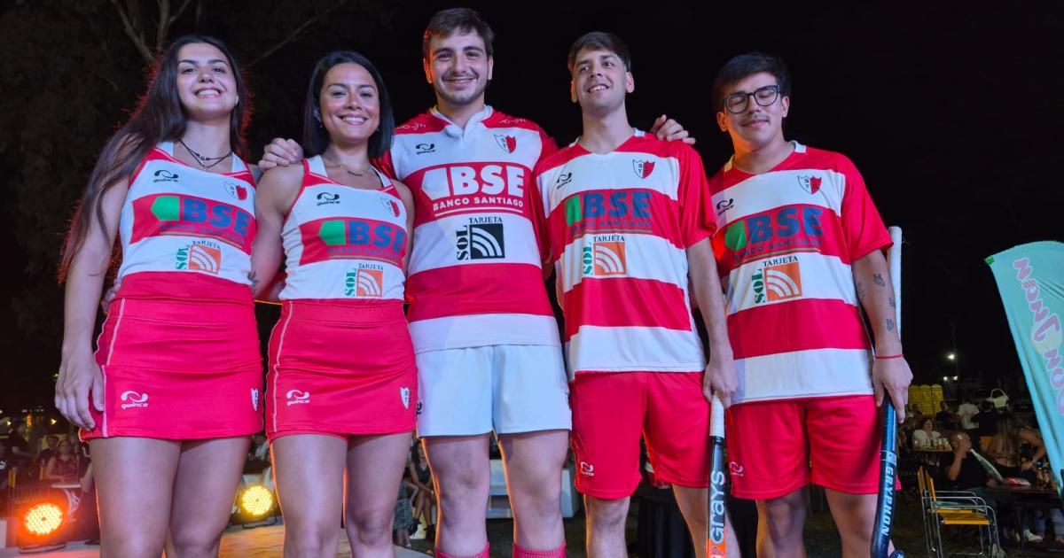El Santiago Lawn Tennis presentoacute indumentaria nueva en un desfile