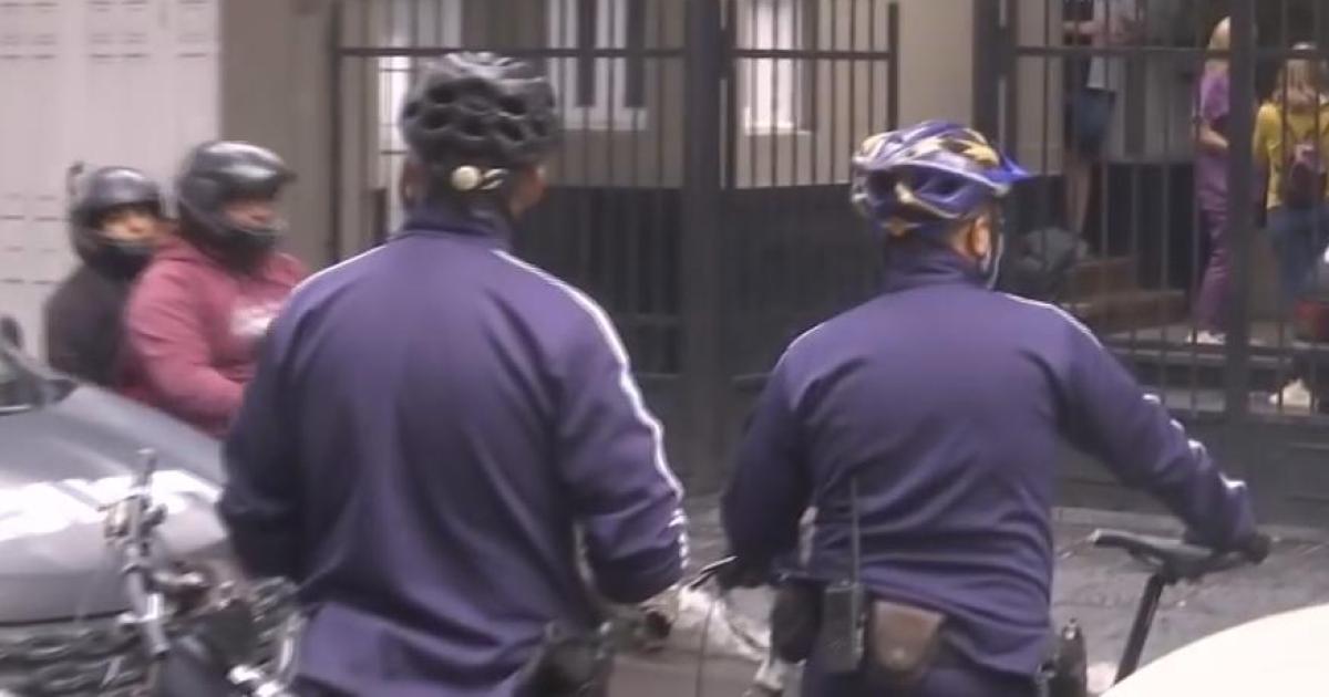 Joven denuncioacute el robo de 400 mil joyas y un celular en su comercio