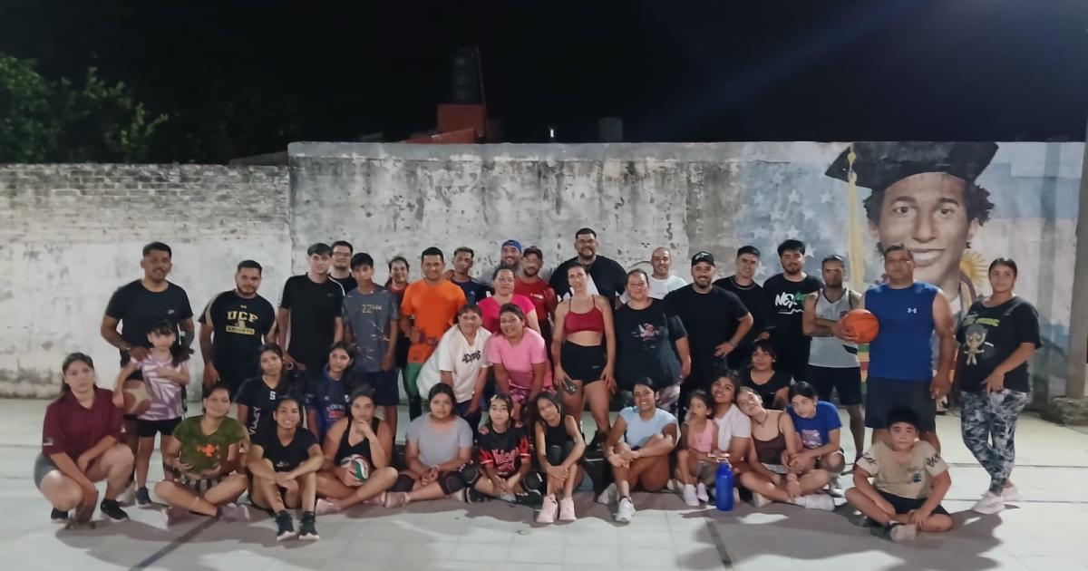 El grupo Adapteam se presentoacute ante la comunidad y dejoacute una gran leccioacuten de vida