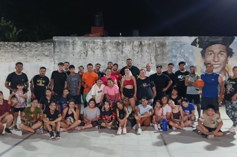 El grupo Adapteam se presentoacute ante la comunidad y dejoacute una gran leccioacuten de vida