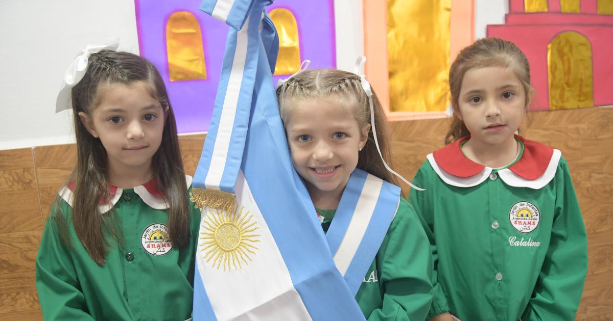 EL JARDIacuteN DE INFANTES SHAMS DE FESTEJO