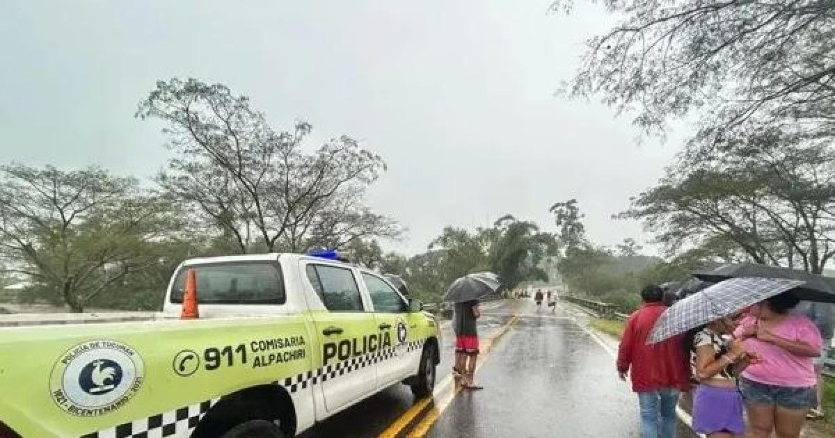 Temporal en Tucumaacuten- familias aisladas rutas cortadas y una tragedia que conmueve