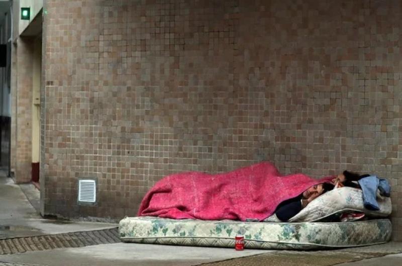 La baja de la pobreza es una ficcioacuten que no llega al bolsillo