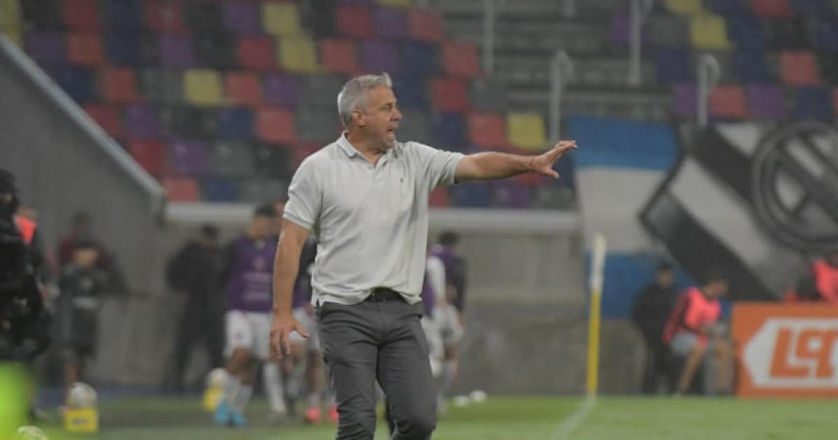 Pusineri autocriacutetico tras la derrota- No me representa lo que hicimos en el primer tiempo