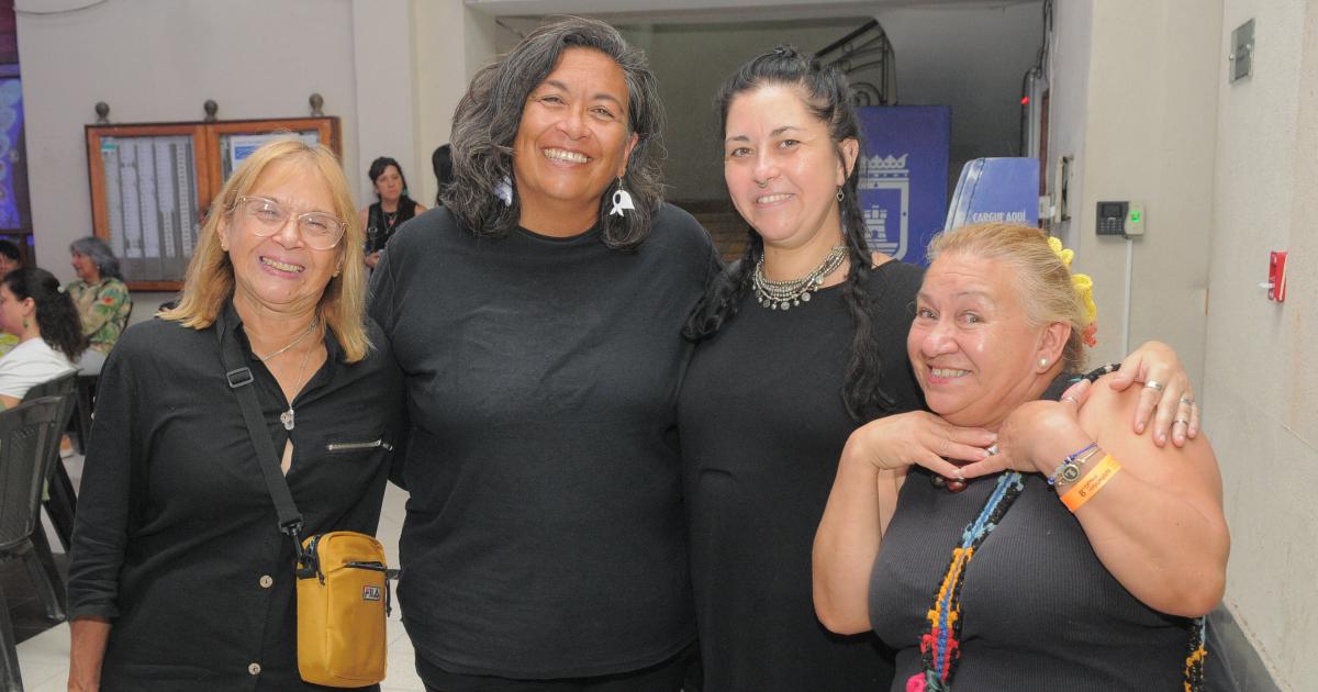 LA CIUDAD SE COLMOacute DE MUacuteSICA DE MUJERES