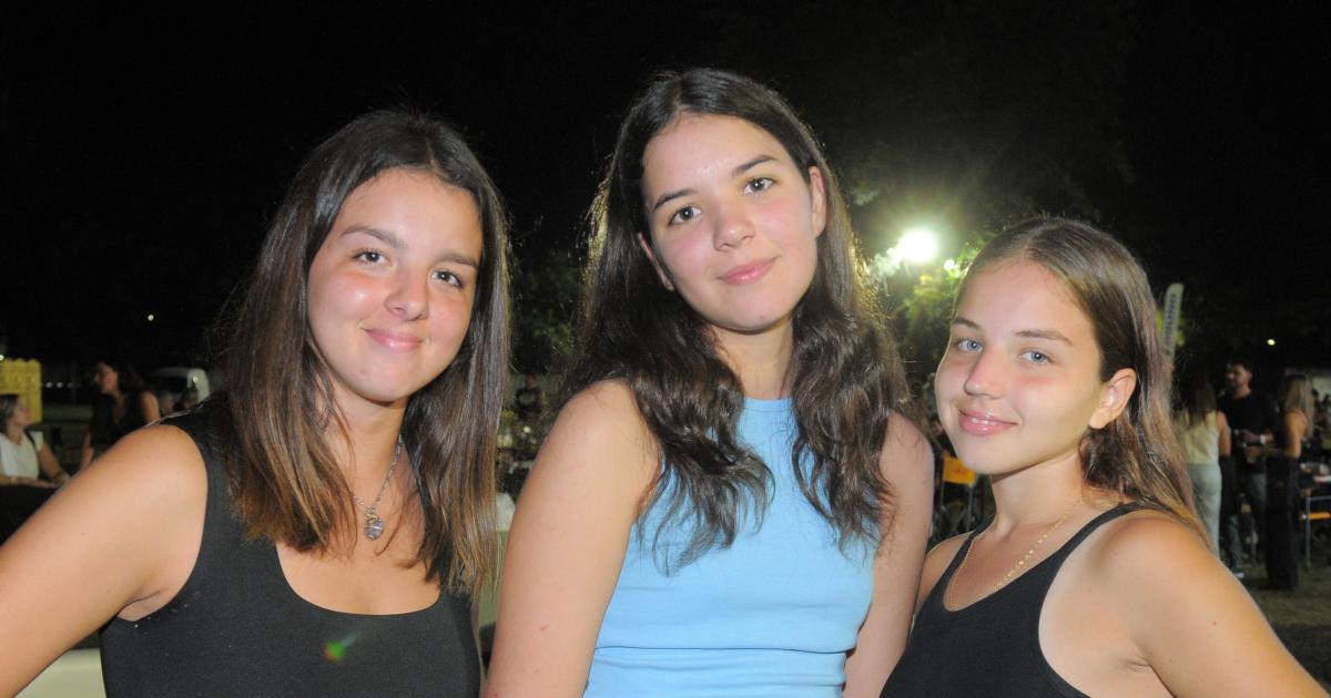 STAFF MODELS CUMPLIOacute 24 ANtildeOS