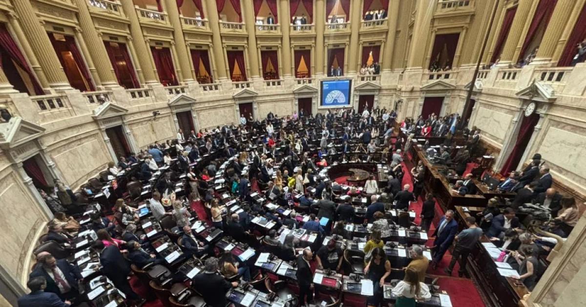 El oficialismo y aliados buscan un dictamen expreacutes de la Ley de Glaciares en Diputados