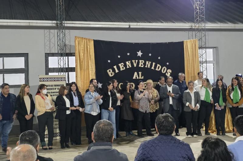 Acto de apertura del Ciclo Lectivo 2026 en el Instituto de Formacioacuten Docente Ndeg14