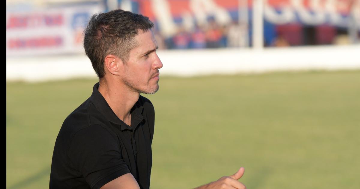 CONFORME Juan Vita resaltó la entrega de sus jugadores y pidió el acompañamiento del hincha para lo que viene