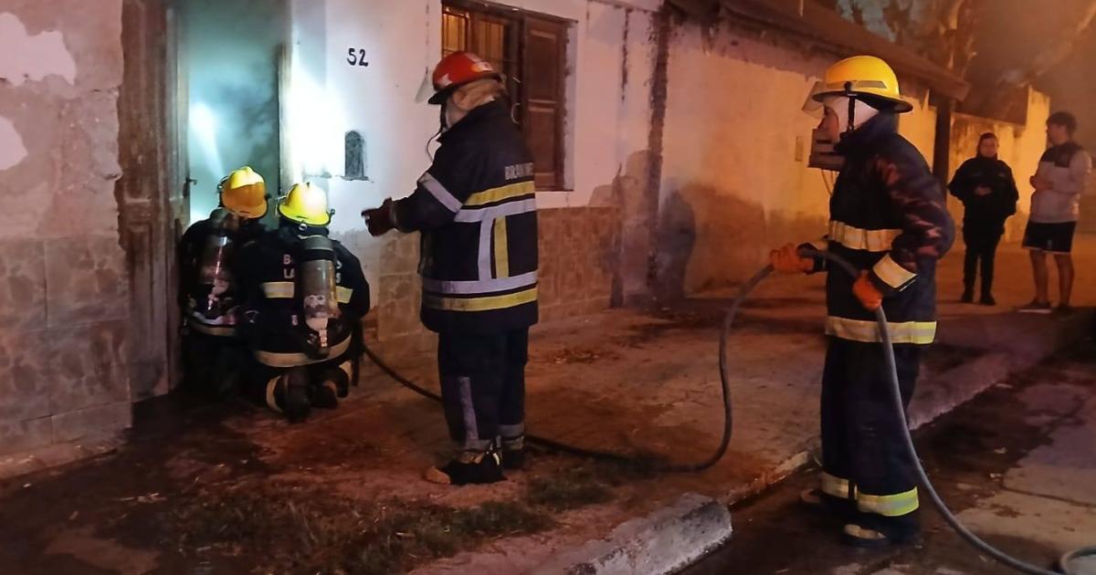 Incendios en la madrugada- dos intervenciones de los bomberos