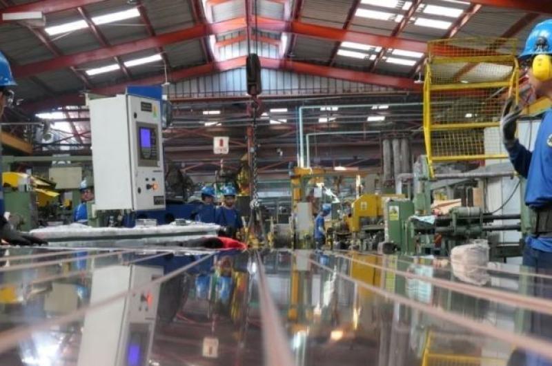 La actividad industrial argentina volvió a mostrar señales de deterioro en febrero  - Foto- Infobae