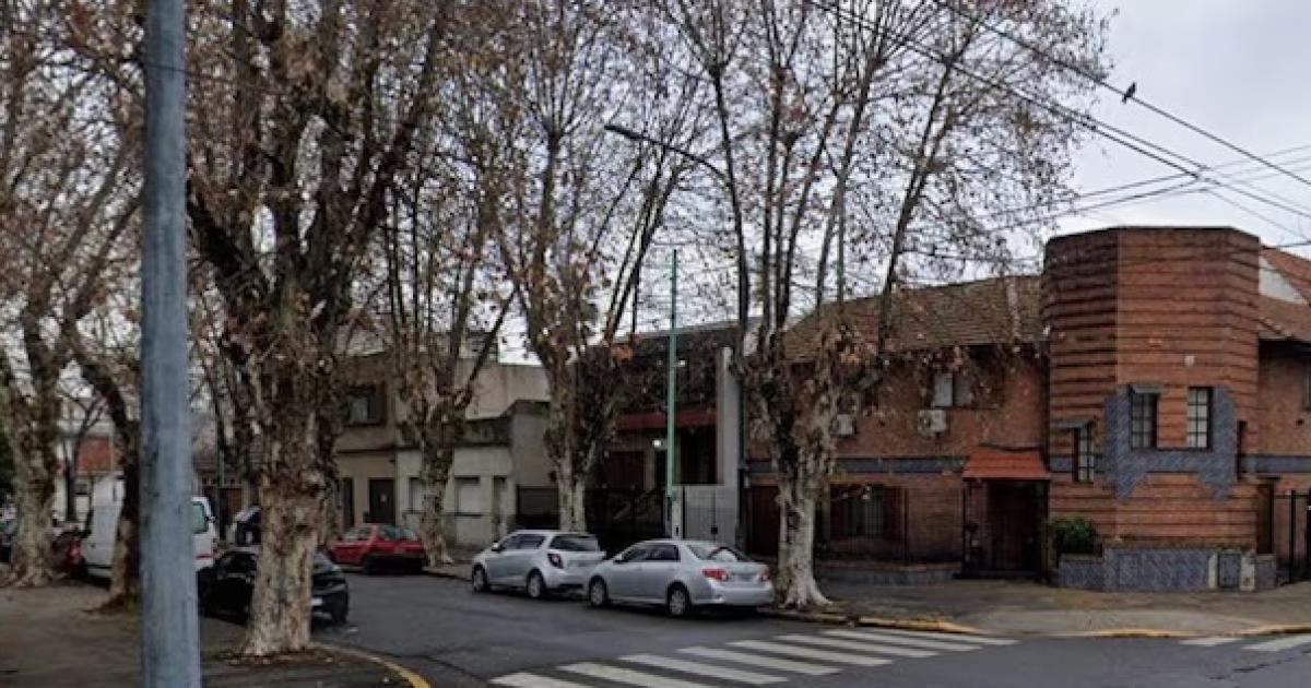 Tragedia- una joven murioacute tras caer de un colectivo y ser atropellada su mochila quedoacute atrapada