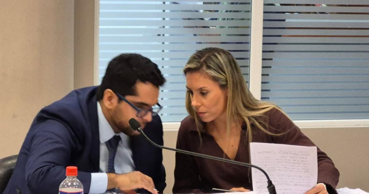 Por presunta estafa de  40 M imputan e indagan a un abogado local y a su suegra empleada judicial