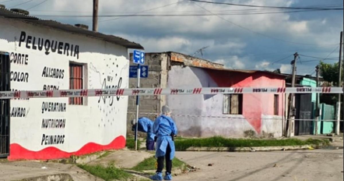 Acribillado a plena luz del diacutea- investigan un posible ajuste narco tras el crimen de un hombre