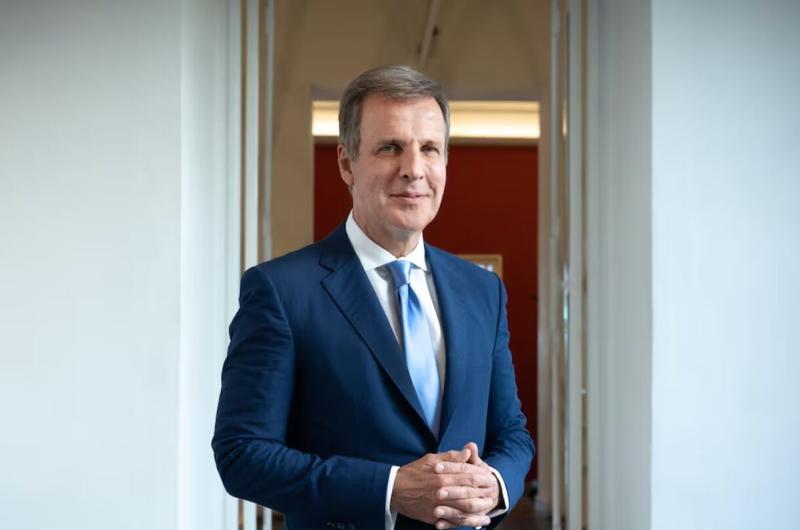 La encrucijada de Milei- entre el equilibrio fiscal y el desarrollo productivo