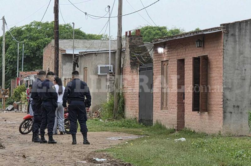 Operativo policial en el B� Ezeiza