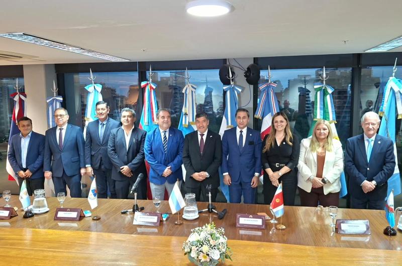 La Junta Ejecutiva del Parlamento del Norte Grande se reunioacute en Tucumaacuten con una fuerte agenda en defensa del Federalismo