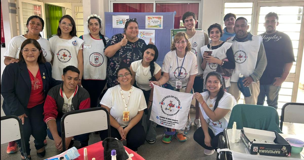 Un grupo solidario transformoacute en un arte el cuidar a quienes nunca bajan los brazos