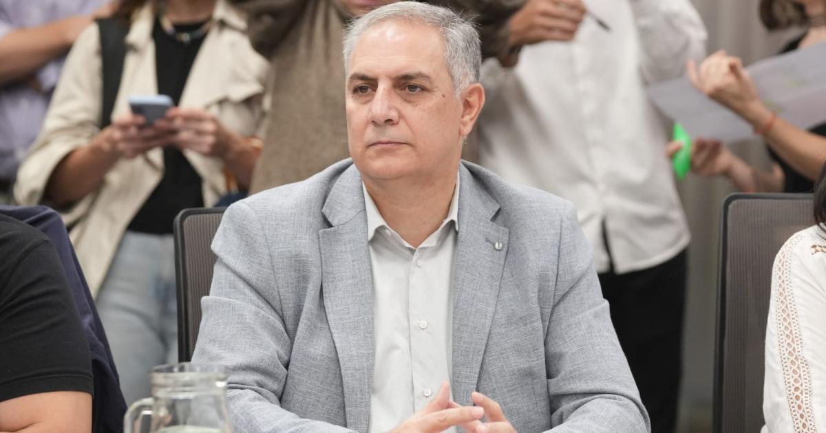 Marcelo Barbur asumioacute la vicepresidencia de Defensa del Consumidor en Diputados