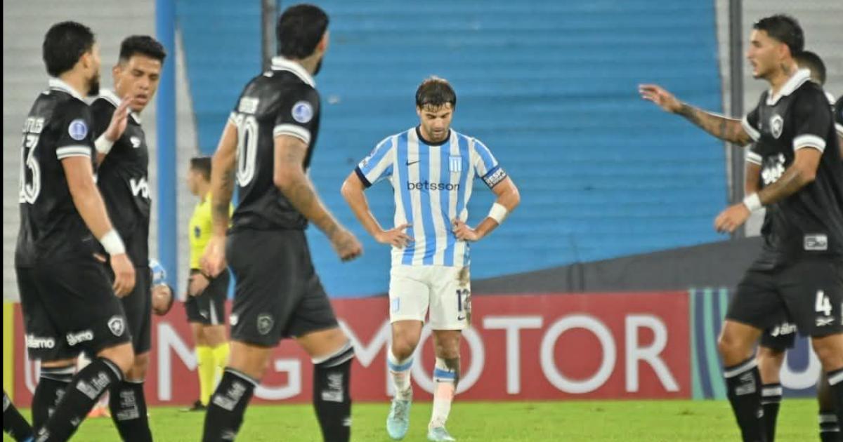 Racing pecoacute en lo defensivo y perdioacute 3 a 2 en un estado vaciacuteo