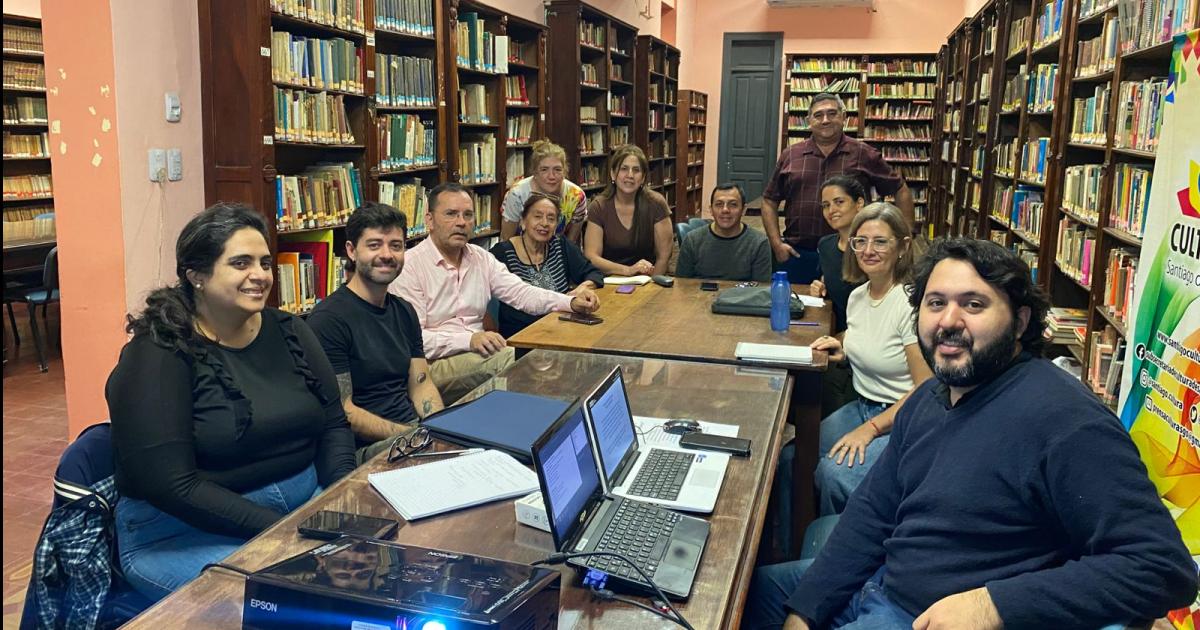 La Red de Trabajadores de Biblioteca y Archivos deliberoacute en la 9 de Julio