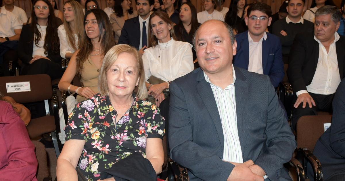 LORENZETTI PRESENTOacute EL LIDERAZGO DEL CAOS