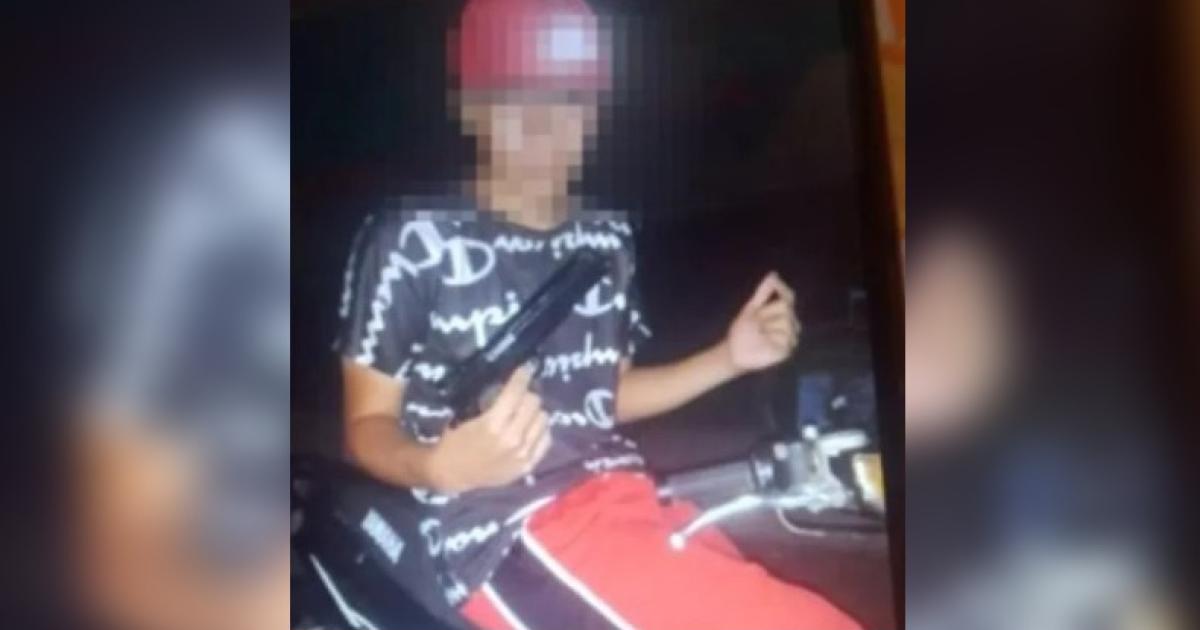 El menor publicó un mensaje intimidatorio