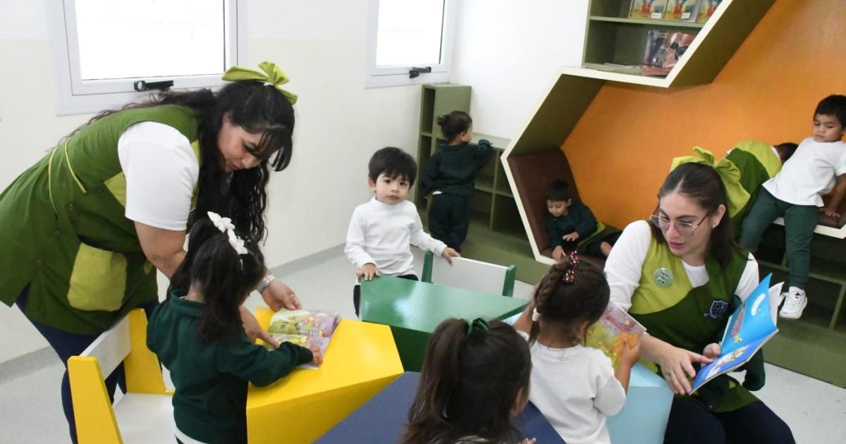 Convocan a acto de designacioacuten docente en jardines municipales este lunes