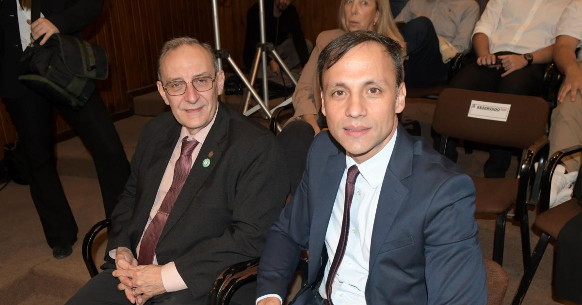 LORENZETTI PRESENTOacute EL LIDERAZGO DEL CAOS