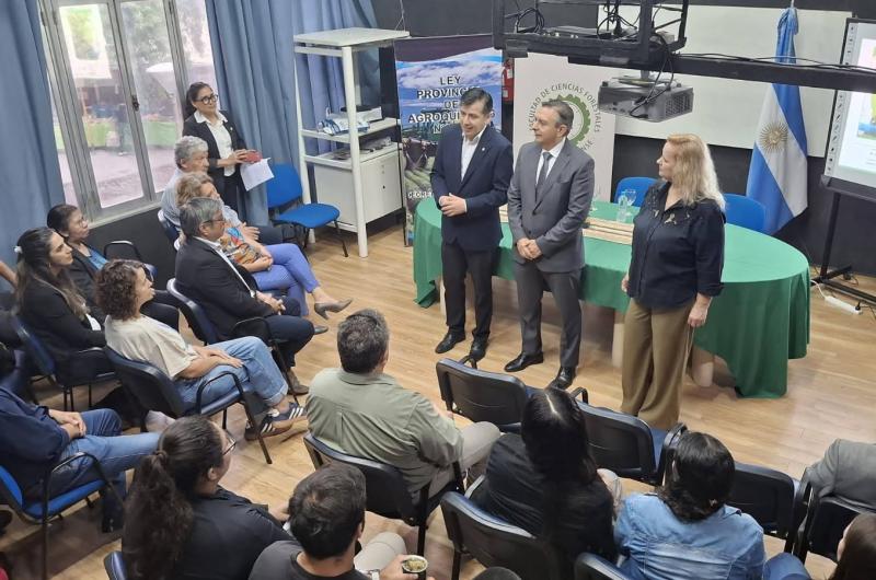 Jornada Conciencia en cada gota con amplia participacioacuten institucional