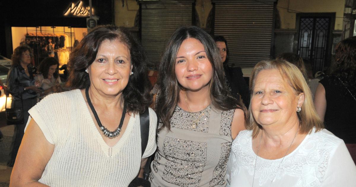 PILAR SORDO DIO CAacuteTEDRA