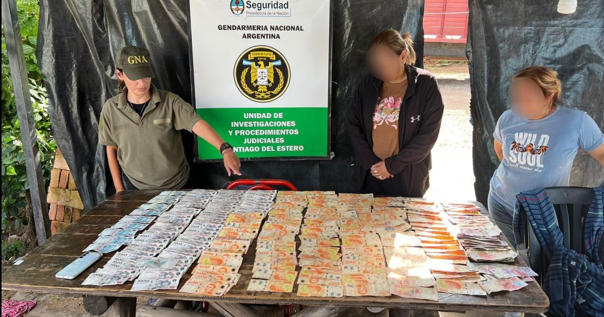 NOVEDOSO- Tala Aranda est� sindicado de ingresar al mercado Creepy A diferencia de la marihuana tradicional �spera fragante y oscura la Creepy es verde produce menos aroma y brilla Su comercio es mucho m�s rentable