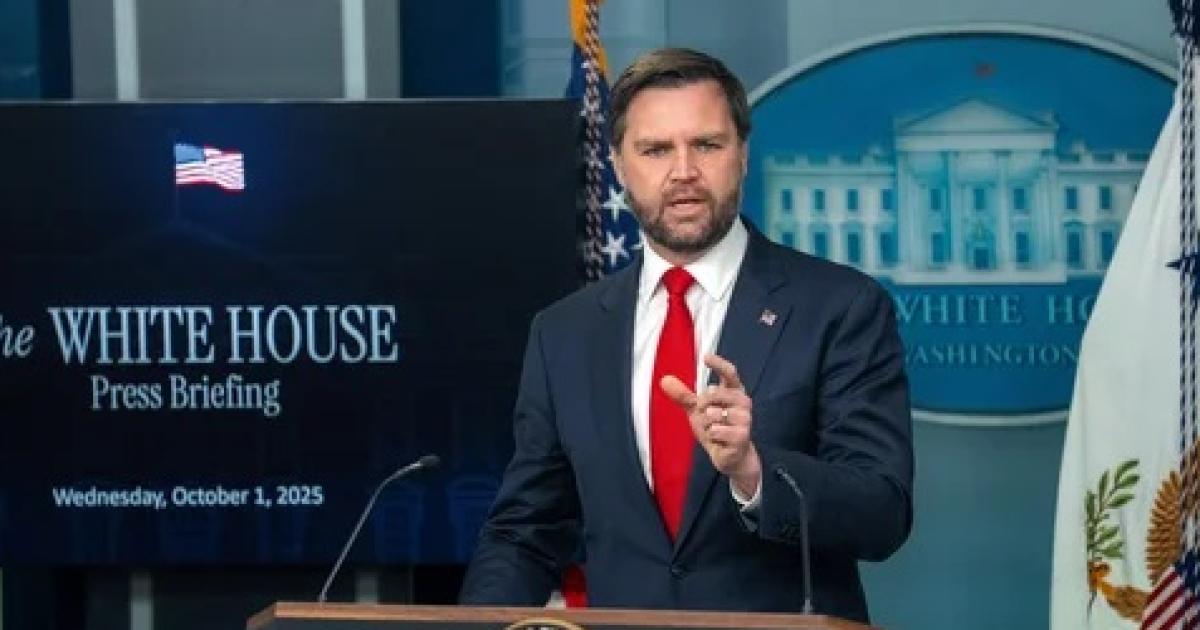 El vice de EEUU viaja a negociar la paz pero Iraacuten no da sentildeales