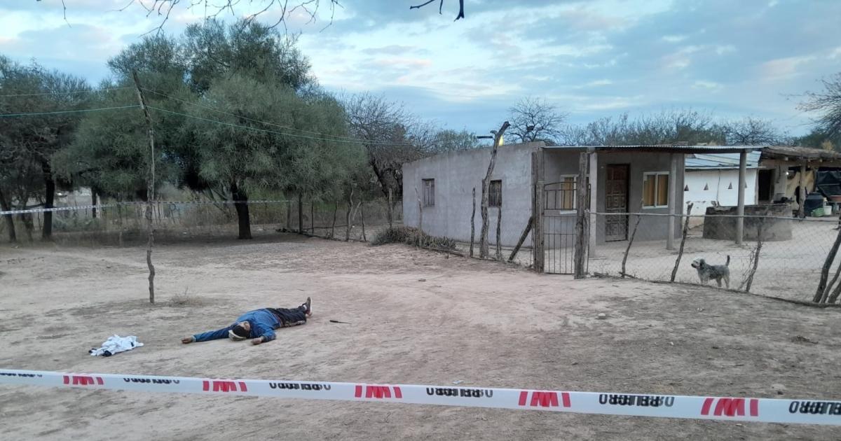 Matoacute de un disparo de escopeta a un individuo que irrumpioacute en su casa en busca de drogas