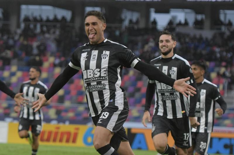 Central Coacuterdoba cortoacute la sequiacutea con una victoria emocionante ante Platense