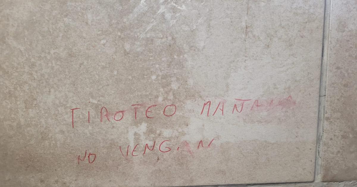 Preocupacioacuten por los mensajes que aluden a tiroteo mantildeana