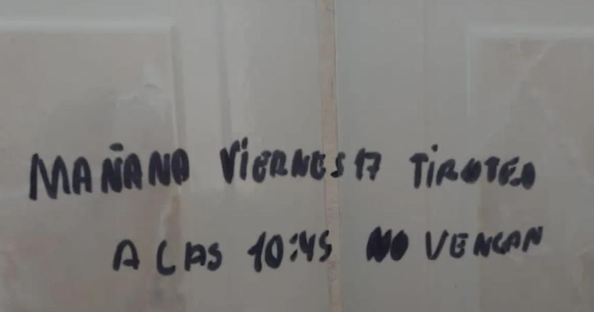 Cuando la escuela se vuelve espejo de una sociedad fragmentada- queacute hay detraacutes de las amenazas y pintadas en las aulas