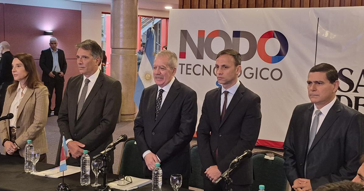 Eliacuteas Suaacuterez preside la apertura de la Asamblea Federal de Ciencia y Tecnologiacutea en el Nodo Tecnoloacutegico