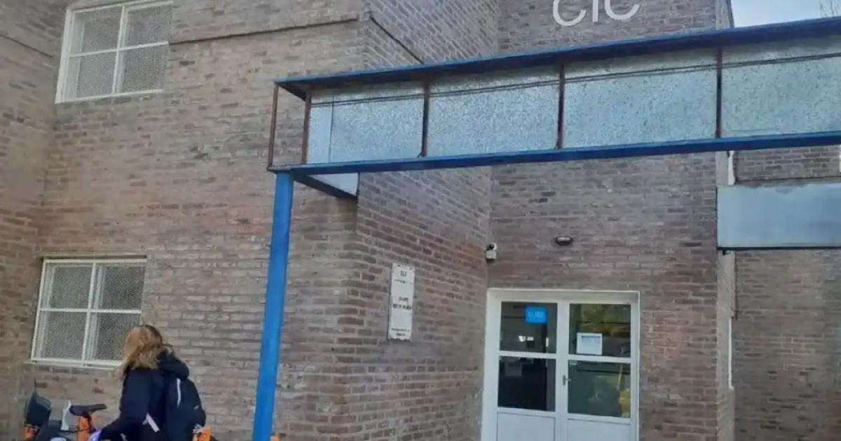 Un joven atacoacute a cadenazos a sus compantildeeros y dejoacute nueve heridos